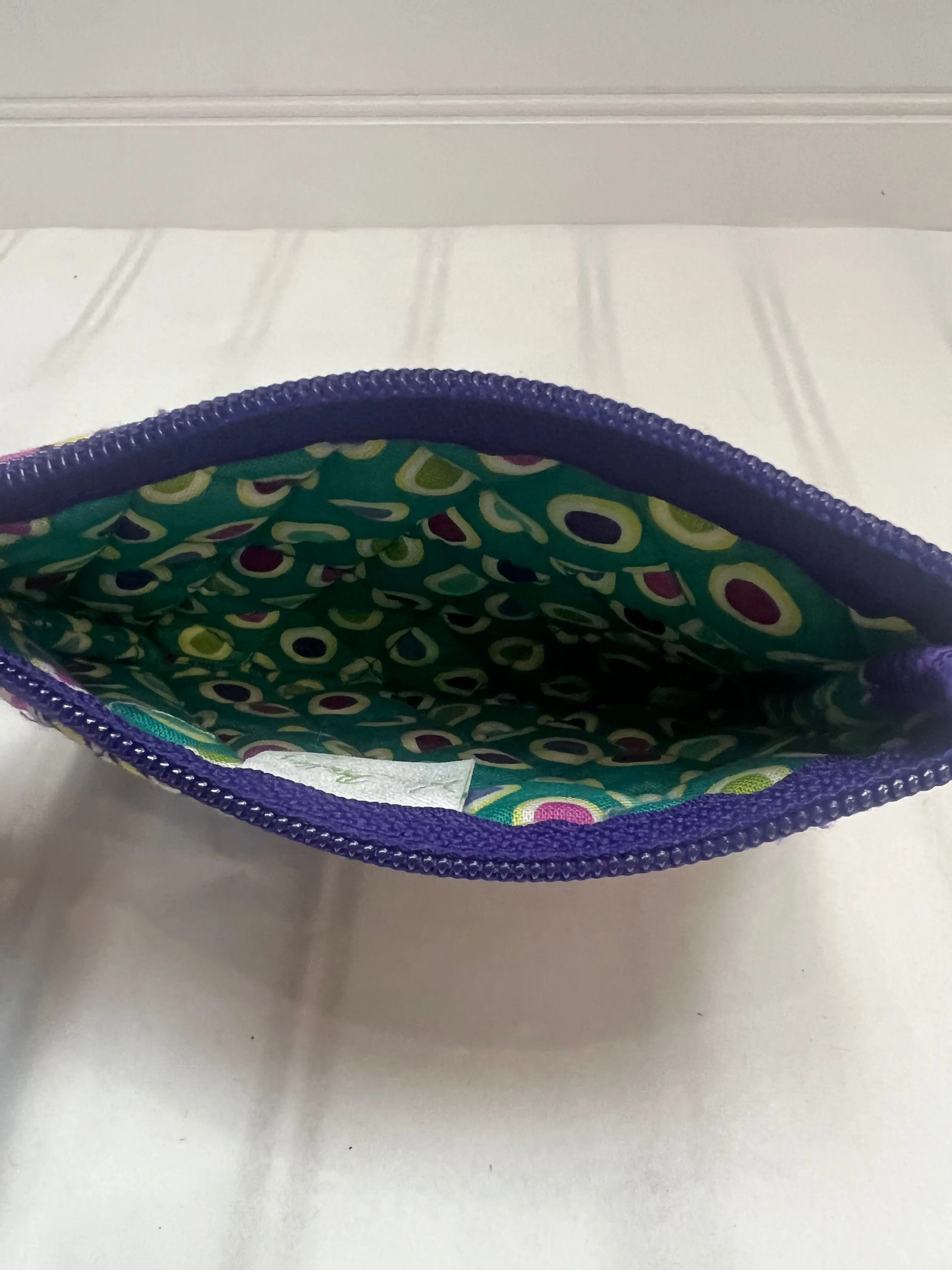 Coin Purse Designer By Vera Bradley  Size: Medium