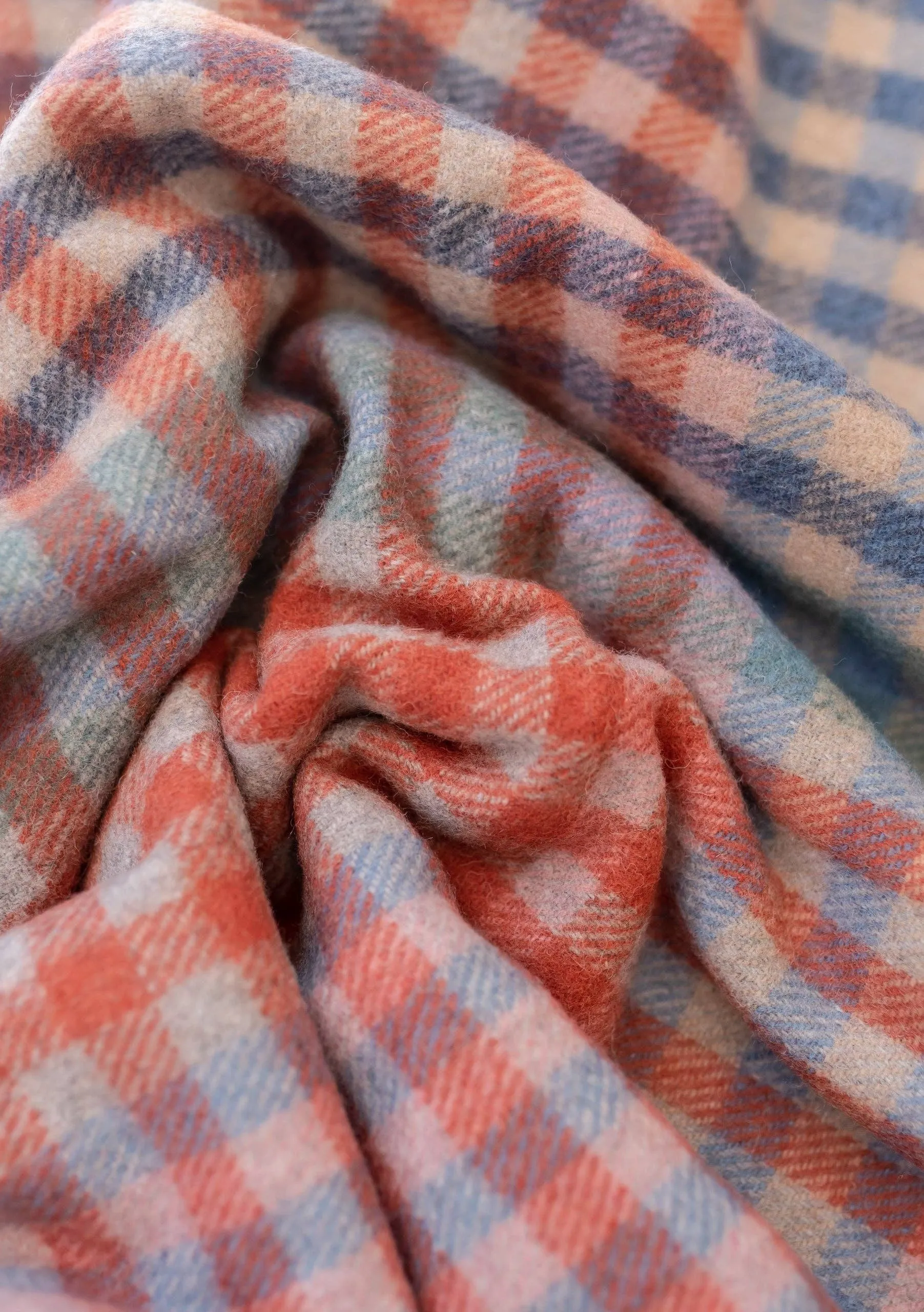 Gingham Recycled Wool Blanket