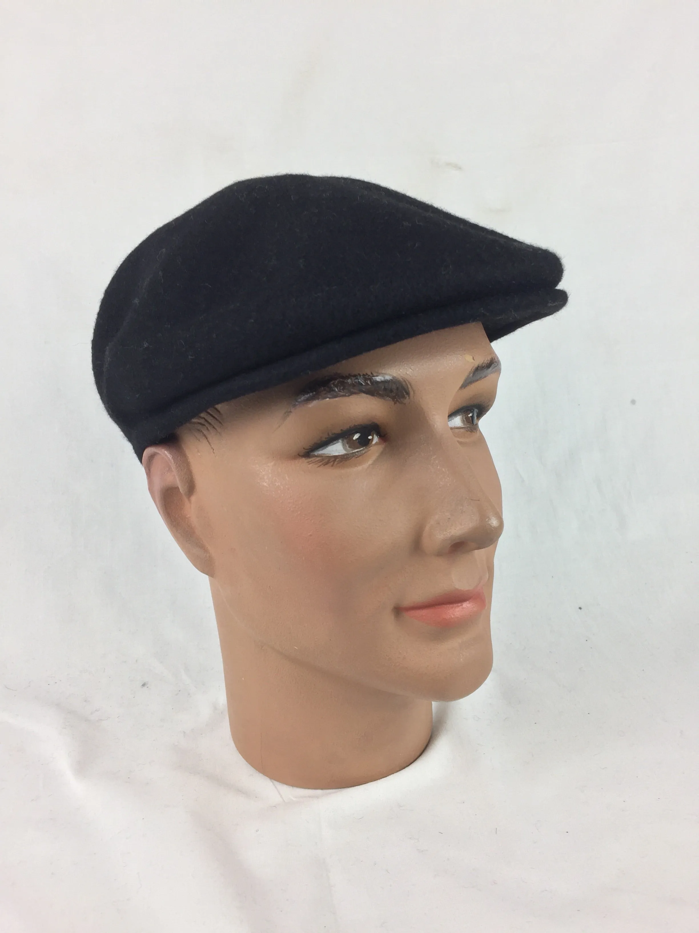 Luton - Cheese Cutter Flat Cap - Wool Felt - Black - S/M and M/L