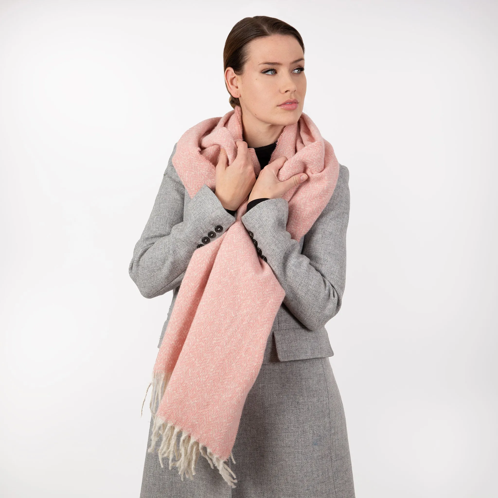 Women’s Herringbone Scarf with Tassels